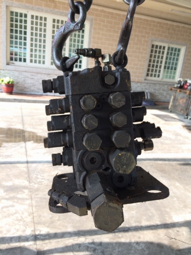 D31P-21 control valve